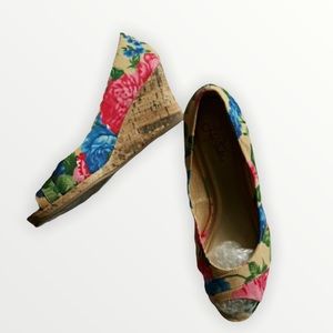 Lifestride Floral Wedges Shoes Size9M